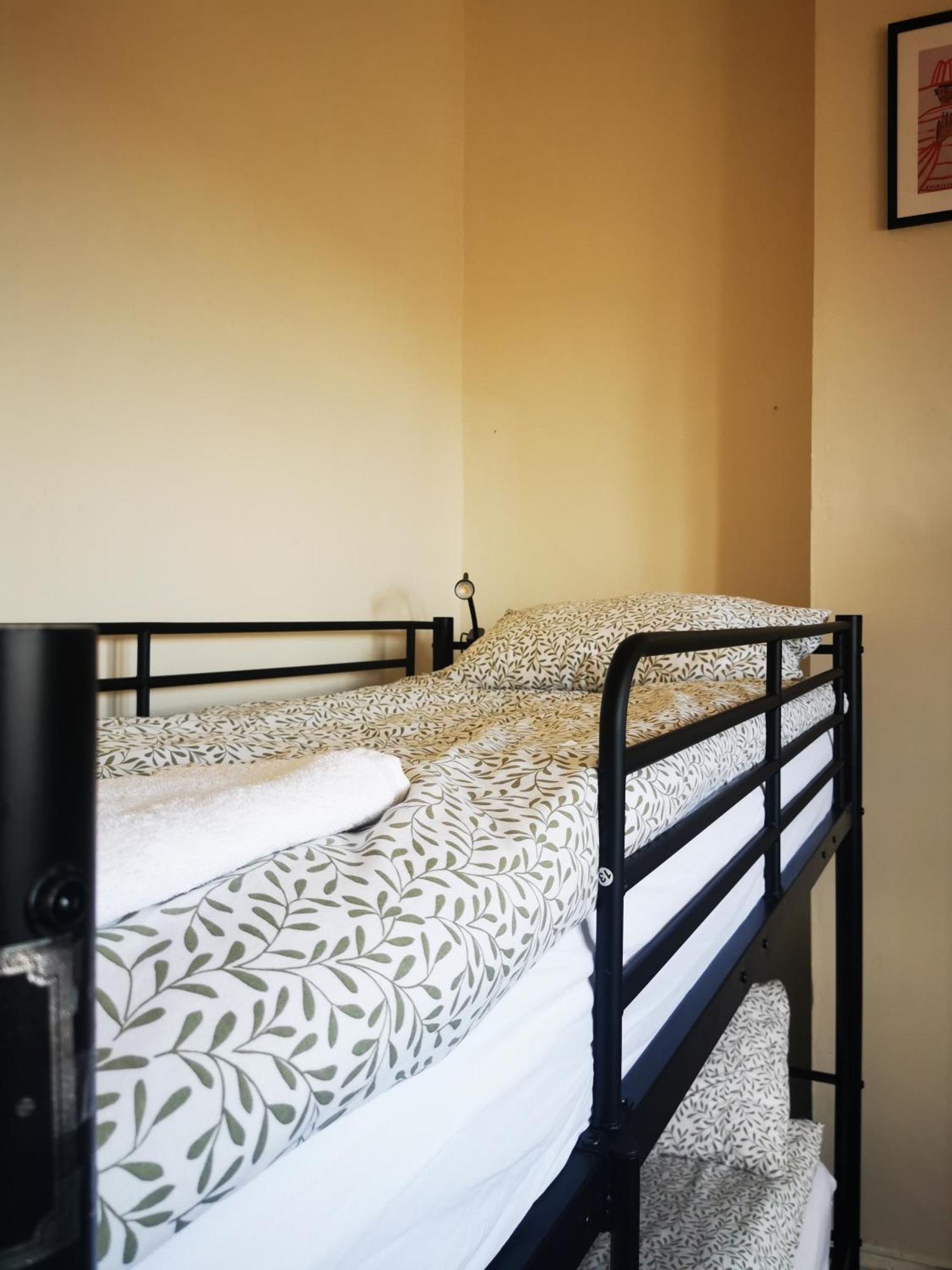 Botanic Avenue Hostel Less Than A Mile From The City Centre Belfast Dış mekan fotoğraf
